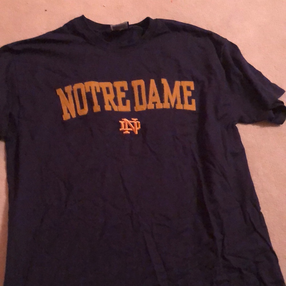 VTG Notre Dame t shirt logo